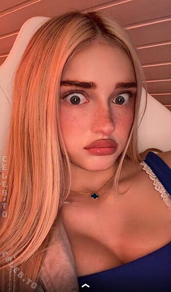 Honeypuu  page leaked private photo uncensored HD quality
