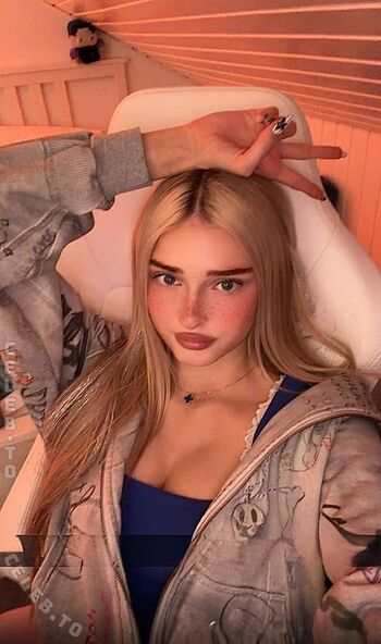 Honeypuu  page leaked private photo uncensored HD quality