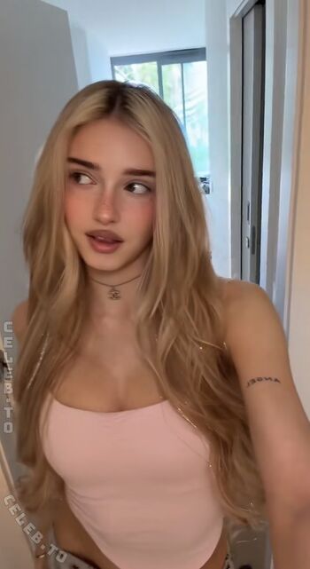 Honeypuu  page leaked private photo uncensored HD quality