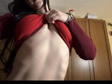 Hotblockchain emily cocea cryptobaddie page leaked private photo uncensored HD quality