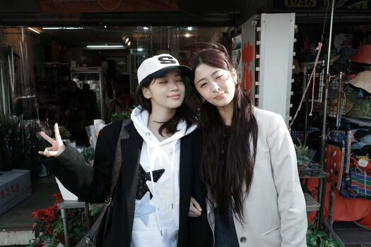 Huh yunjin  page leaked private photo uncensored HD quality