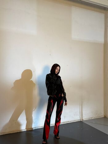 Huh yunjin  page leaked private photo uncensored HD quality