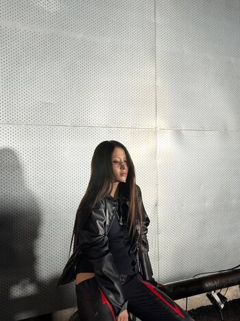 Huh yunjin  page leaked private photo uncensored HD quality