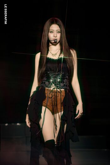 Huh yunjin  page leaked private photo uncensored HD quality