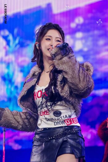 Huh yunjin  page leaked private photo uncensored HD quality