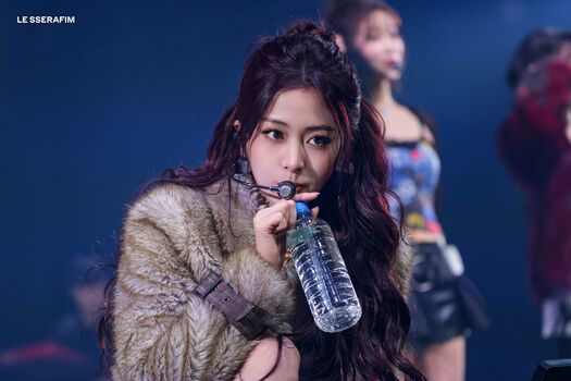 Huh yunjin  page leaked private photo uncensored HD quality