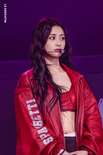 Huh yunjin  page leaked private photo uncensored HD quality