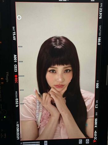 Huh yunjin  page leaked private photo uncensored HD quality