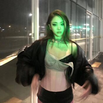 Huh yunjin leaked private photo uncensored HD quality