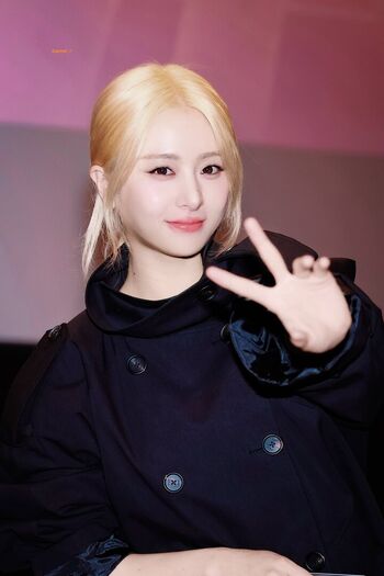 Huh yunjin leaked private photo uncensored HD quality