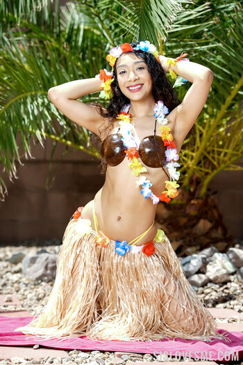 Iamsarahlace leaked private photo uncensored HD quality