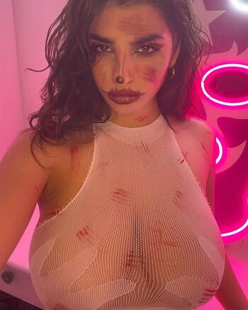 Ika dauria  page leaked private photo uncensored HD quality