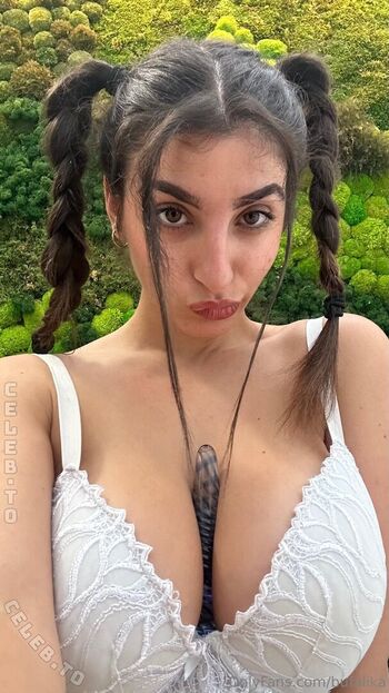 Ika dauria  page leaked private photo uncensored HD quality