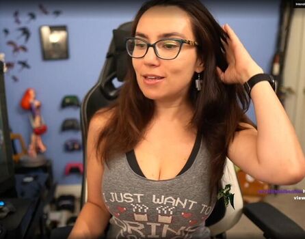 Im yo asian friend leaked private photo uncensored HD quality