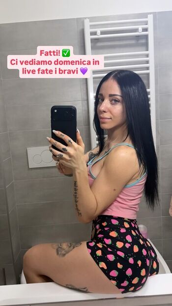 Imviolet  page leaked private photo uncensored HD quality