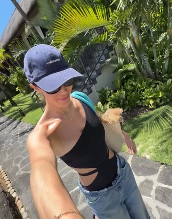 Iris mittenaere leaked private photo uncensored HD quality