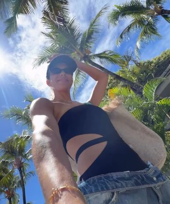 Iris mittenaere leaked private photo uncensored HD quality