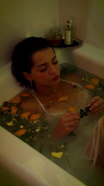 Isabela merced leaked private photo uncensored HD quality