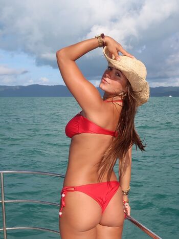 Isabella lauren  page leaked private photo uncensored HD quality