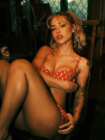 Isabella urbzz  page leaked private photo uncensored HD quality