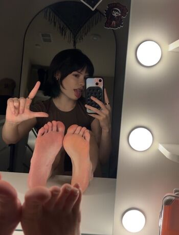 Isizzly leaked private photo uncensored HD quality