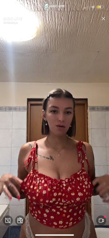 Italian girls page leaked private photo uncensored HD quality