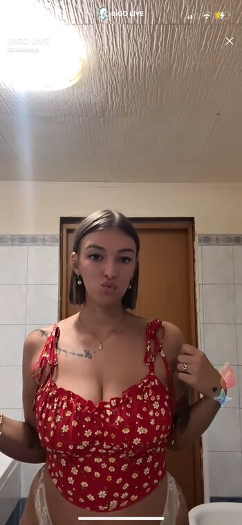 Italian girls page leaked private photo uncensored HD quality