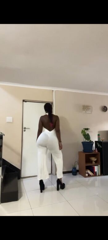 Its tshego leaked private photo uncensored HD quality