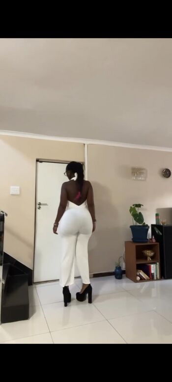 Its tshego leaked private photo uncensored HD quality