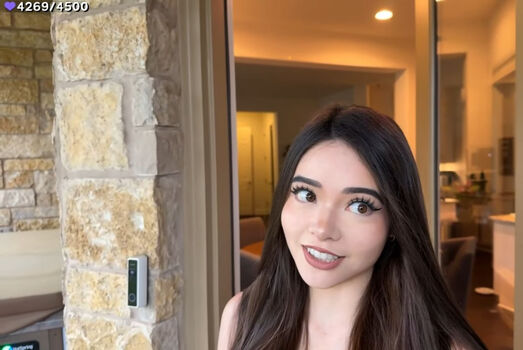 Itskatchii  page leaked private photo uncensored HD quality