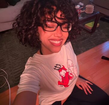 Itsqueennovaa leaked private photo uncensored HD quality