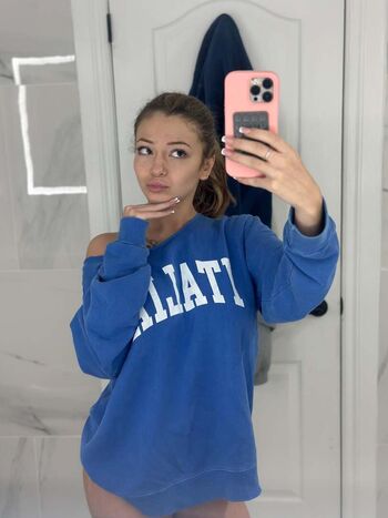 Itsvalequinn leaked private photo uncensored HD quality