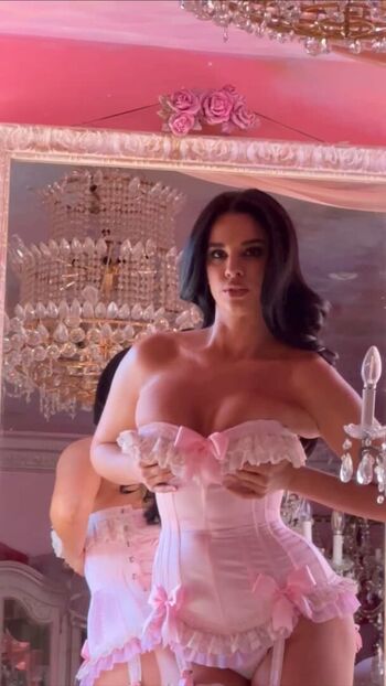 Ivana knoll page leaked private photo uncensored HD quality
