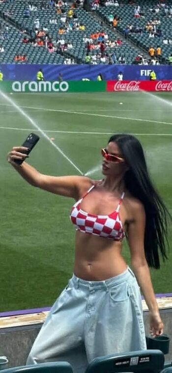 Ivana knoll page leaked private photo uncensored HD quality