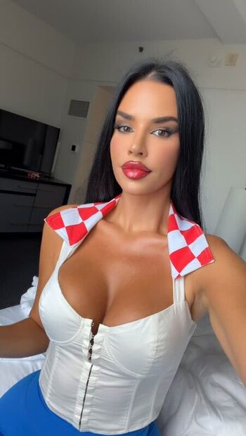 Ivana knoll page leaked private photo uncensored HD quality