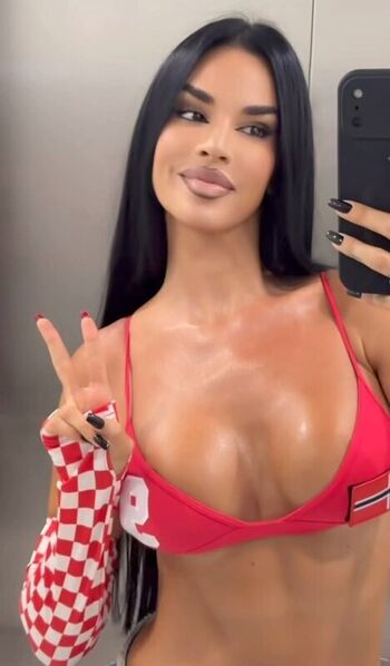 Ivana knoll page leaked private photo uncensored HD quality