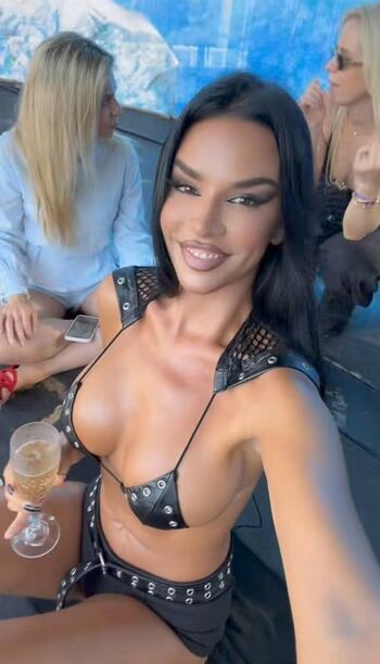 Ivana knoll page leaked private photo uncensored HD quality