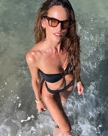 Izabel goulart page leaked private photo uncensored HD quality