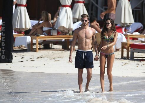 Izabel goulart page leaked private photo uncensored HD quality
