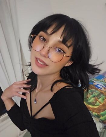 Izziibel leaked private photo uncensored HD quality