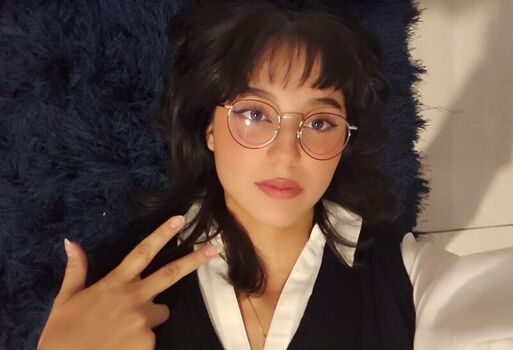 Izziibel leaked private photo uncensored HD quality