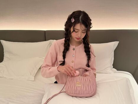 Jang won young page leaked private photo uncensored HD quality