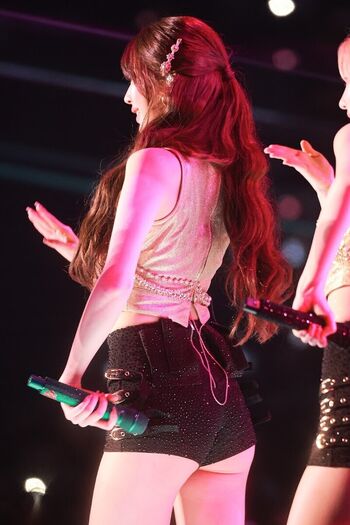 Jang won young page leaked private photo uncensored HD quality