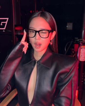 Jennie blkpik page leaked private photo uncensored HD quality