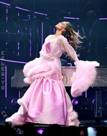 Jennifer lopez  page leaked private photo uncensored HD quality