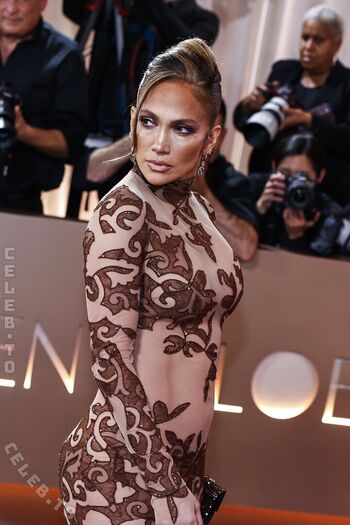 Jennifer lopez  page leaked private photo uncensored HD quality