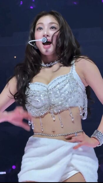 Jihyo page leaked private photo uncensored HD quality