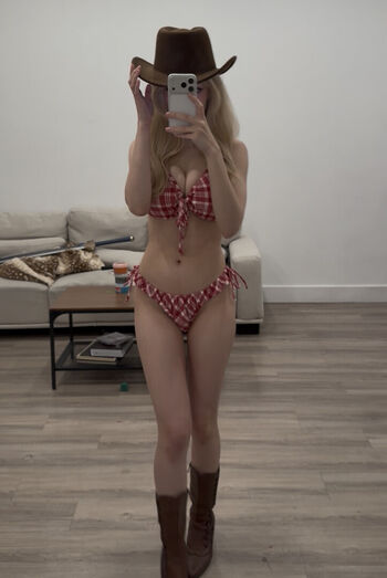 Jillynozomi page leaked private photo uncensored HD quality