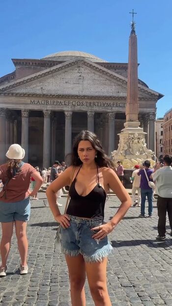 Julia alvarenga page leaked private photo uncensored HD quality
