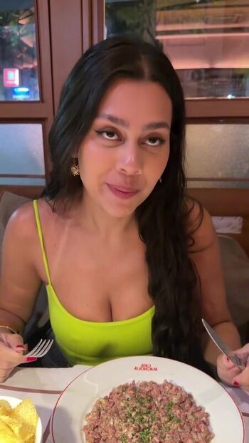 Julia alvarenga page leaked private photo uncensored HD quality